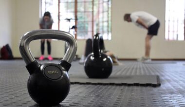 Una especialista en Traumatología aconseja practicar ejercicios de fuerza en la menopausia para mejorar la calidad muscular y ósea