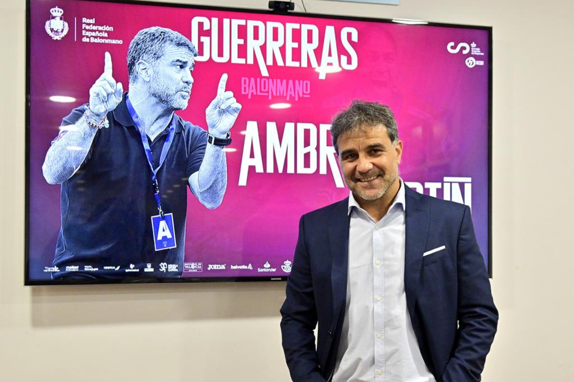 El técnico del combinado nacional español femenino, Ambros Martín.