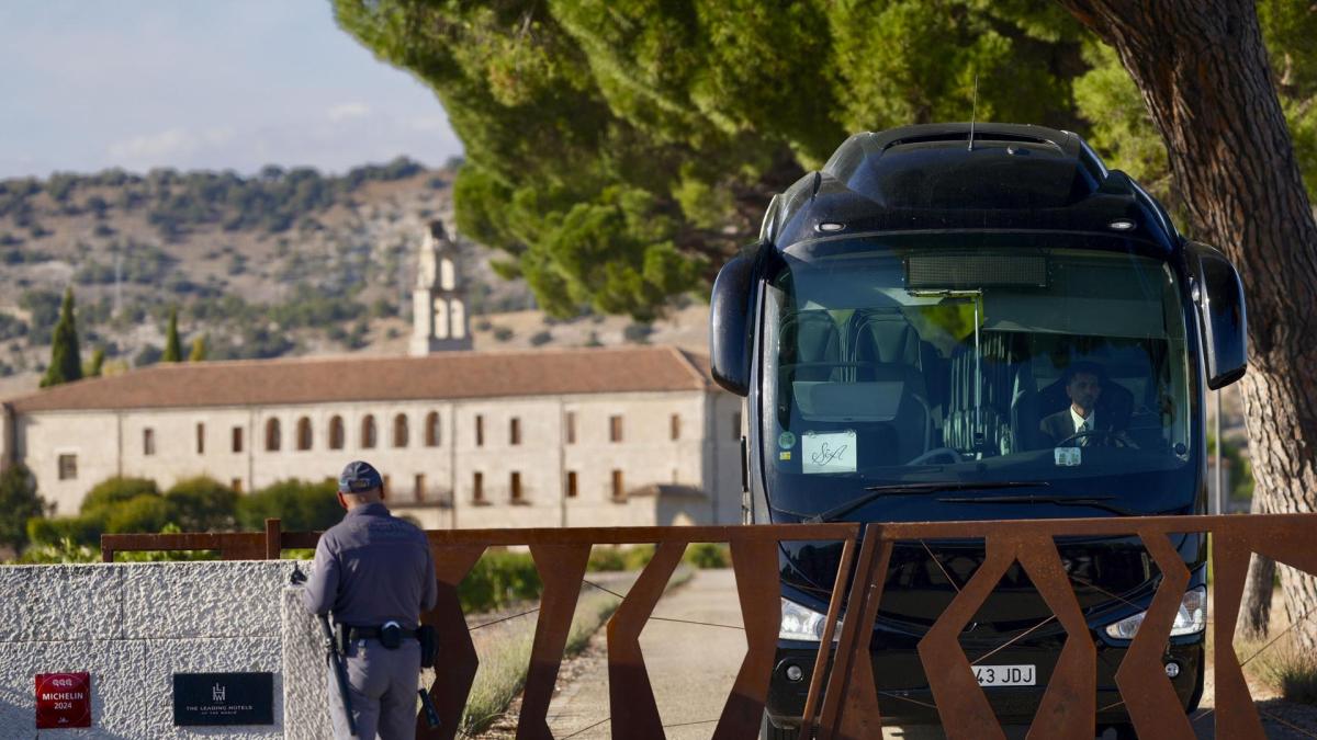 La hija de Antonio Banderas y Melanie Griffith se casa en Valladolid con Álex Gruszynski