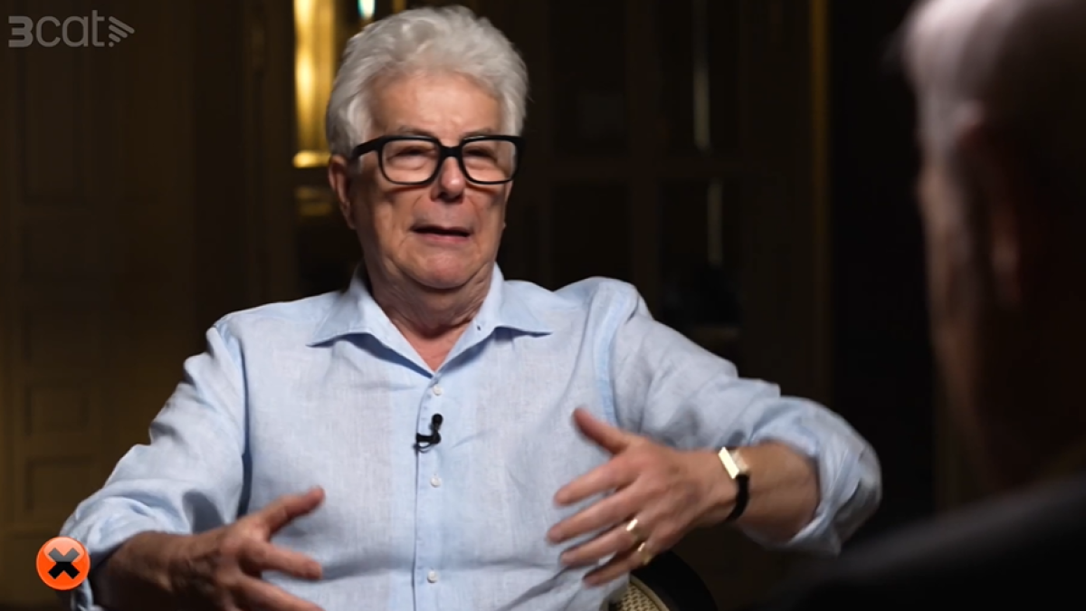 "Regalé esta novela a tres mujeres; me casé con la tercera y aún estamos casados"