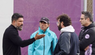 Mazziotti, Almada, Orta y Ruiz hablan durante el entrenamiento del lunes.