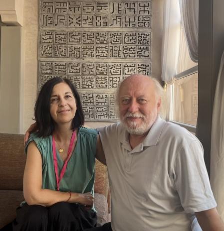 El Nobel László Krasznahorkai junto a su agente literaria, Laurence Laluyaux