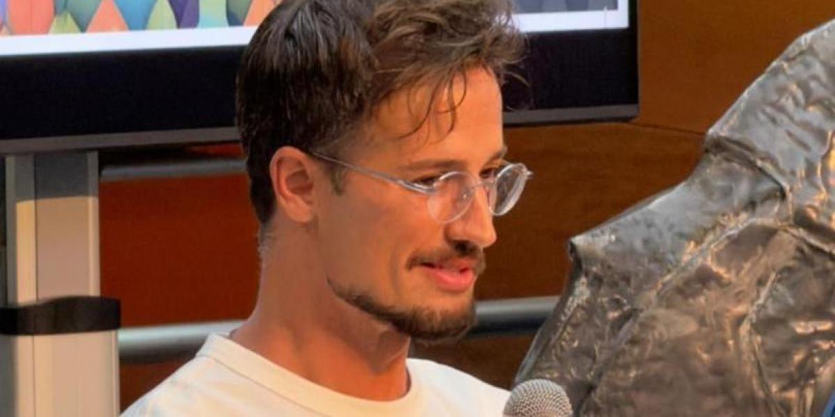 "Tablero", antología de Sergio Roldán, indaga sobre el viaje y el destino del hombre