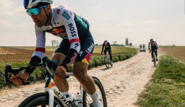 Oier Lazkano, suspendido provisionalmente por la UCI por anomalías en su pasaporte biológico