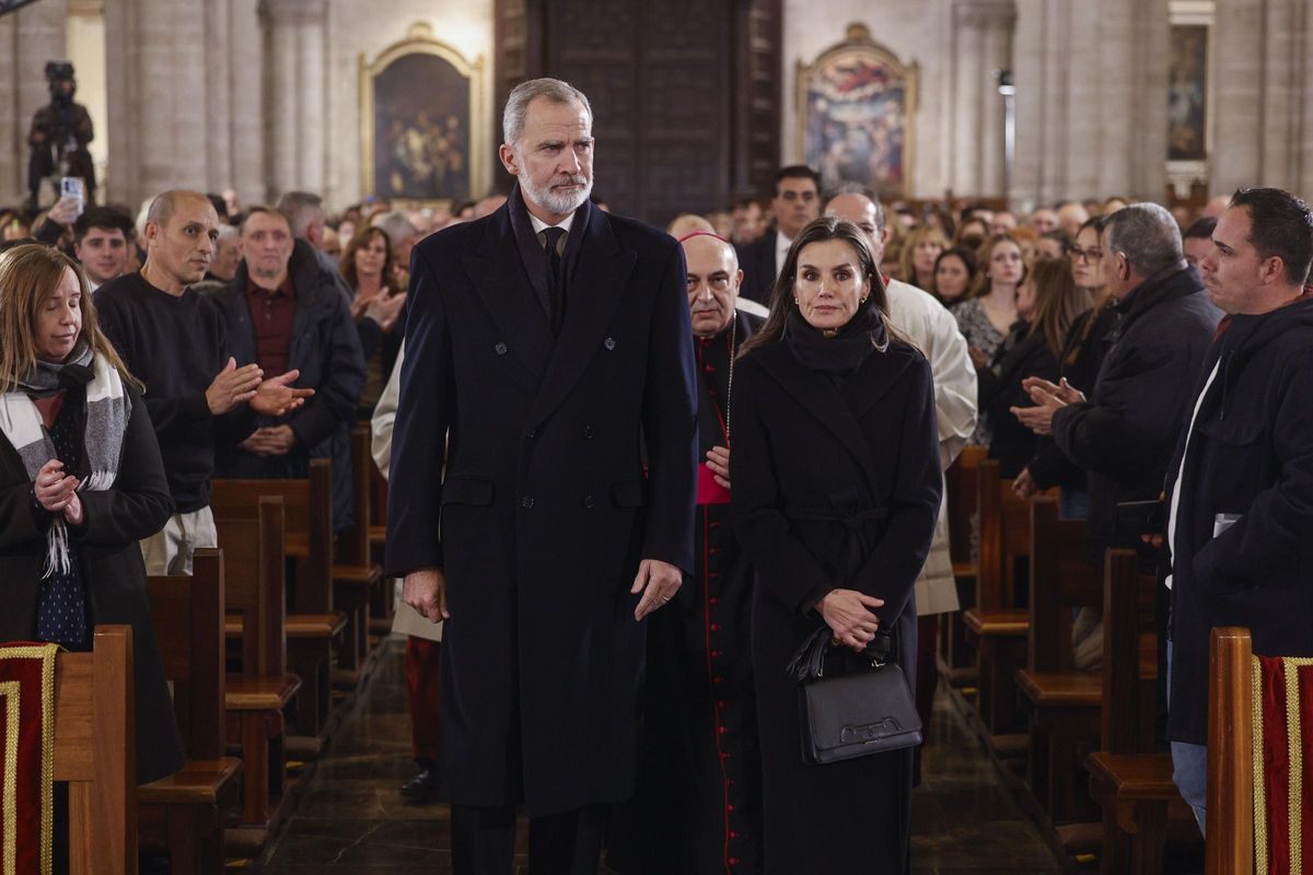 Los reyes en el funeral por las vítimas de la dana en la catedral de Valencia.