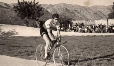 Federico Martín Bahamontes en la voltadora de Ca n'Escarrinxo (Pollença), 2 de febrero de 1964.