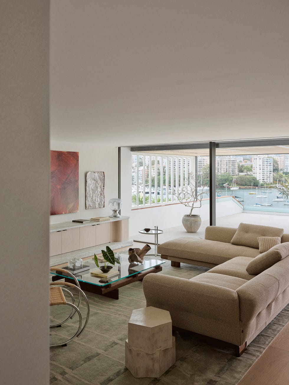 queriamos que los clientes se sintieran como si estuvieran de viaje, la reforma de una casa para un promotor y un artista