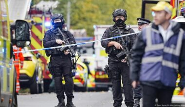Ataque fuera de una sinagoga en Mánchester deja 3 muertos – DW – 02/10/2025