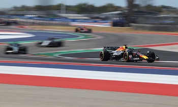 Verstappen mantuvo la cima tras