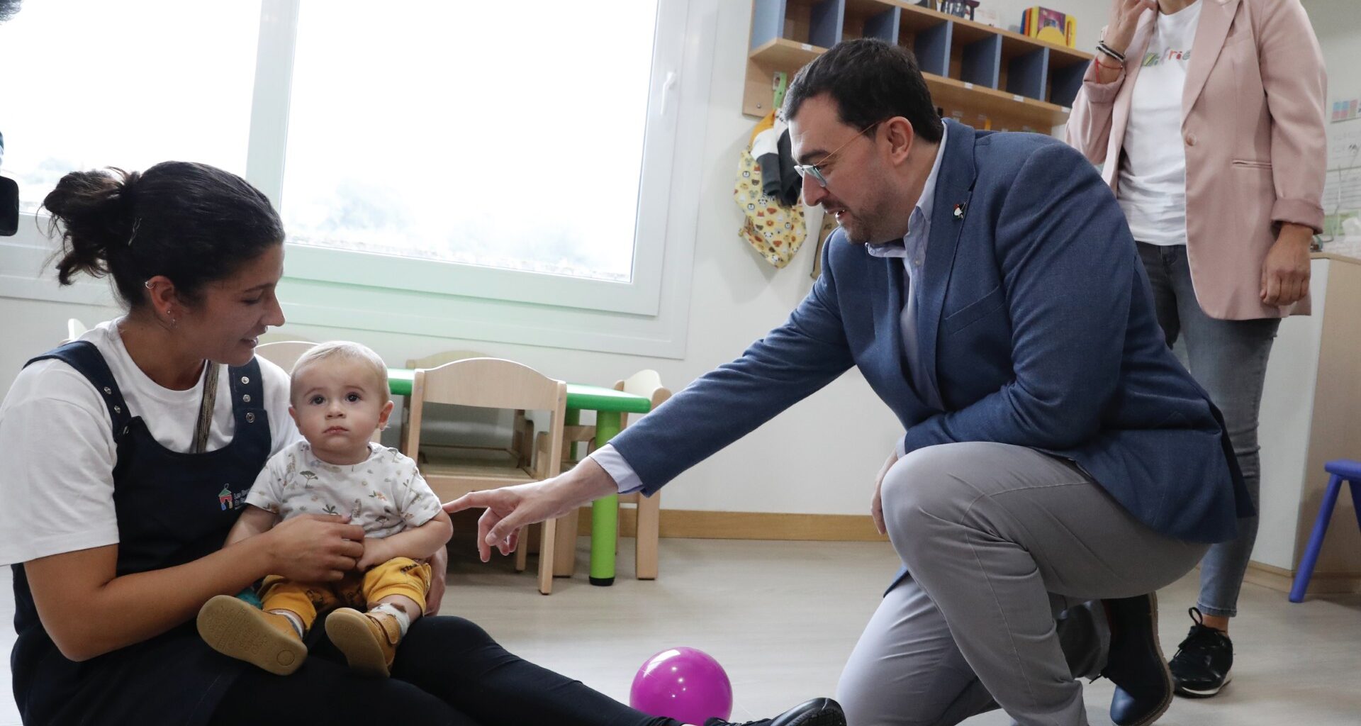 2025_10_09 Presidente puesta en marcha escuelina Los Currusquinos en Sariego - 2025_10_09 Presidente puesta en marcha escuelina Los Currusquinos en Sariego