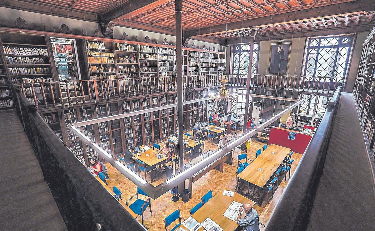 Imagen actual de la biblioteca de Cort