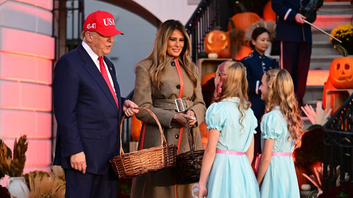 Donald y Melania Trump no perdonan su cita con Halloween (y los caramelos)
