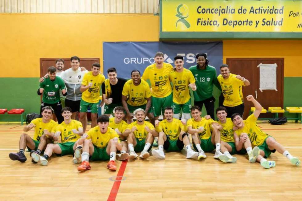 El Balonmano Gáldar Gran Canaria consigue una victoria de prestigio en casa