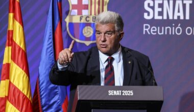 ¿Cuánto dinero debe el Barcelona en fichajes?