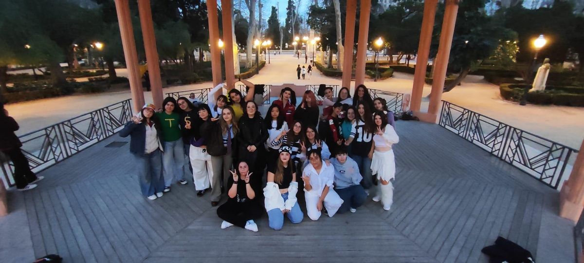 Random dance de Lunae Verse en el Ribalta.