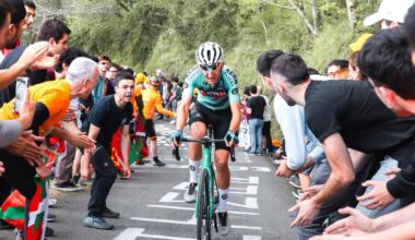 El pelotón español 25-30: Yago Agirre, Sinuhé F. y Unai Iribar