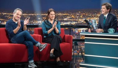 Anécdotas, el precio de la fama y un regalo inesperado: así fue la visita de Itziar Ituño a 'Late Xou'