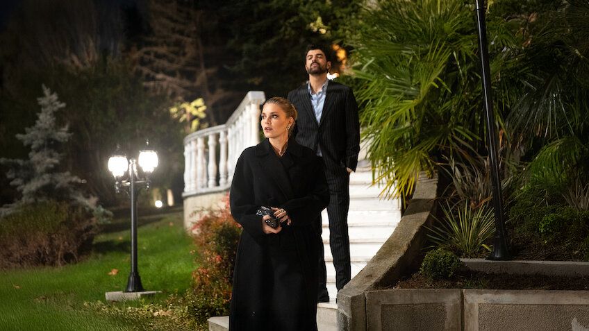 La historia a conquistado con su mezcla de romance, poder y riqueza