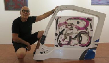 El camionero portugués que pinta y escucha bertsos