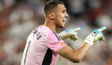 La letra pequeña del contrato de Vlachodimos y su intención en verano con el Sevilla