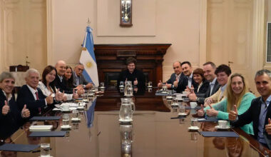 El gabinete se desmorona antes de las elecciones | La salida anticipada de Whertein expuso las internas en el Gobierno