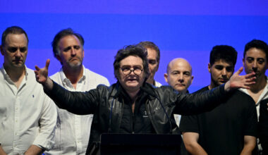 Milei cerró la campaña en Rosario | El Presidente prometió más motosierra