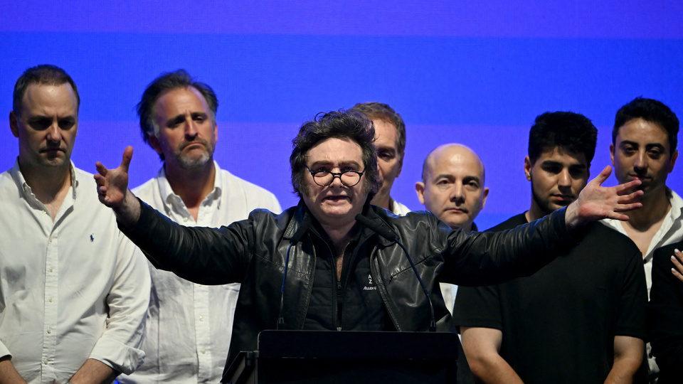 Milei cerró la campaña en Rosario | El Presidente prometió más motosierra