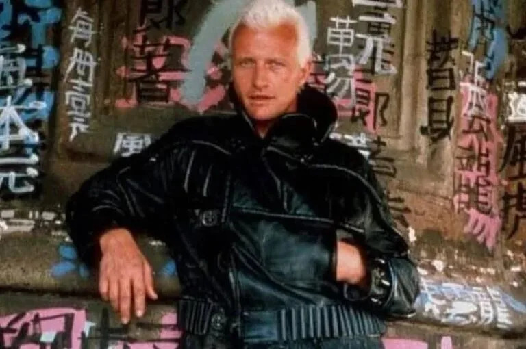 La película compitió en los cines con E.T., Poltergeist y Reto al destino, entre otras