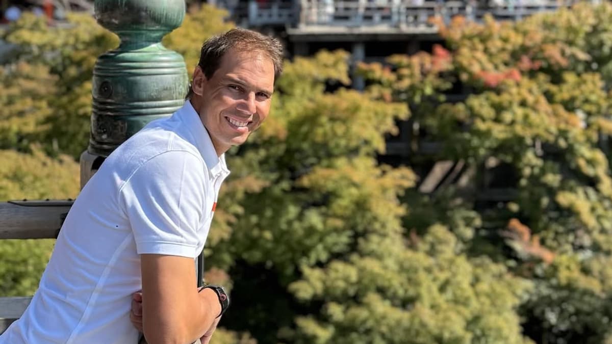 Rafa Nadal, vestido con kimono, abre el álbum familiar de su viaje por Japón con sus dos hijos