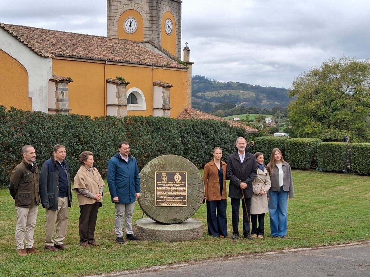 La Princesa señala en el Pueblo Ejemplar de Asturias 2025 el “esfuerzo colectivo” de las gentes de Valdesoto | Líder en Información Social