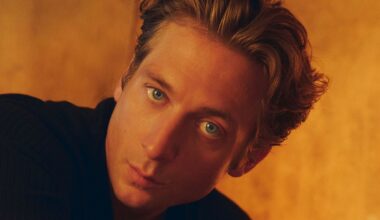 Jeremy Allen White: “La música de Bruce Springsteen conecta con nosotros porque nos invita a vivir nuestra vida con una mayor comprensión y esperanza"