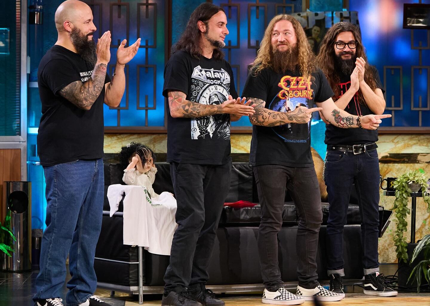 ANGELUS APATRIDA ayer en La Revuelta de David Broncano