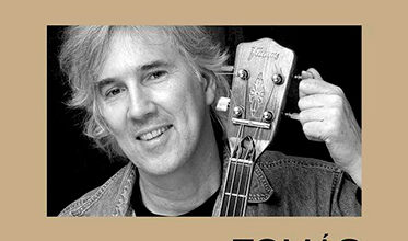 Afinando al alba. Viaje musical al corazón de un país