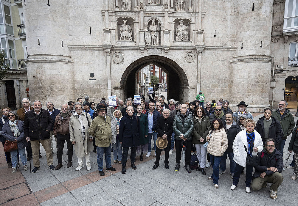 Rebelión de los artistas de Burgos contra la reconversión del Arco de Santa María en museo cidiano