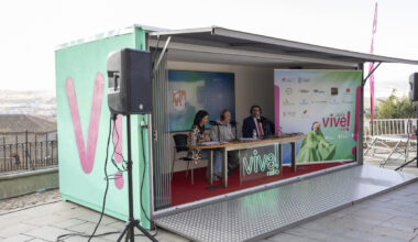 Vive! Radio Ávila comienza sus emisiones con el alcalde como embajador