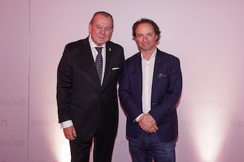 Mario Montoto y el economista,