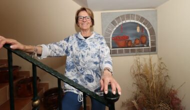 «A pintura axudoume a superar a morte da miña filla, eu non sabía que era tan creativa»