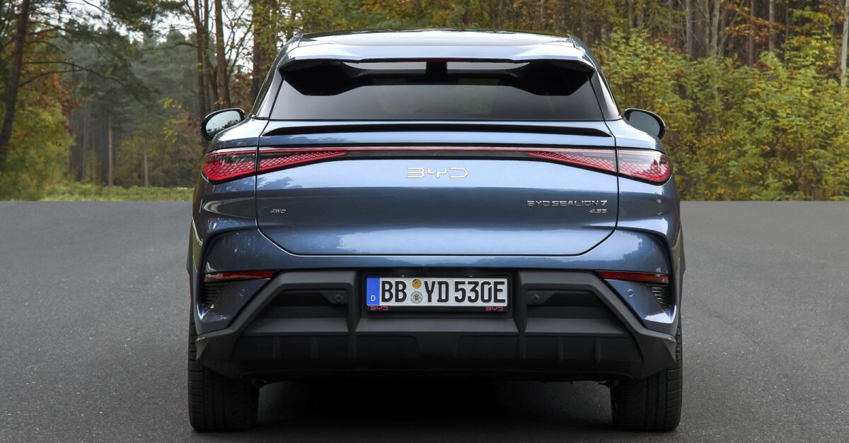 BYD sitúa a España como principal candidata para su tercera fábrica en Europa