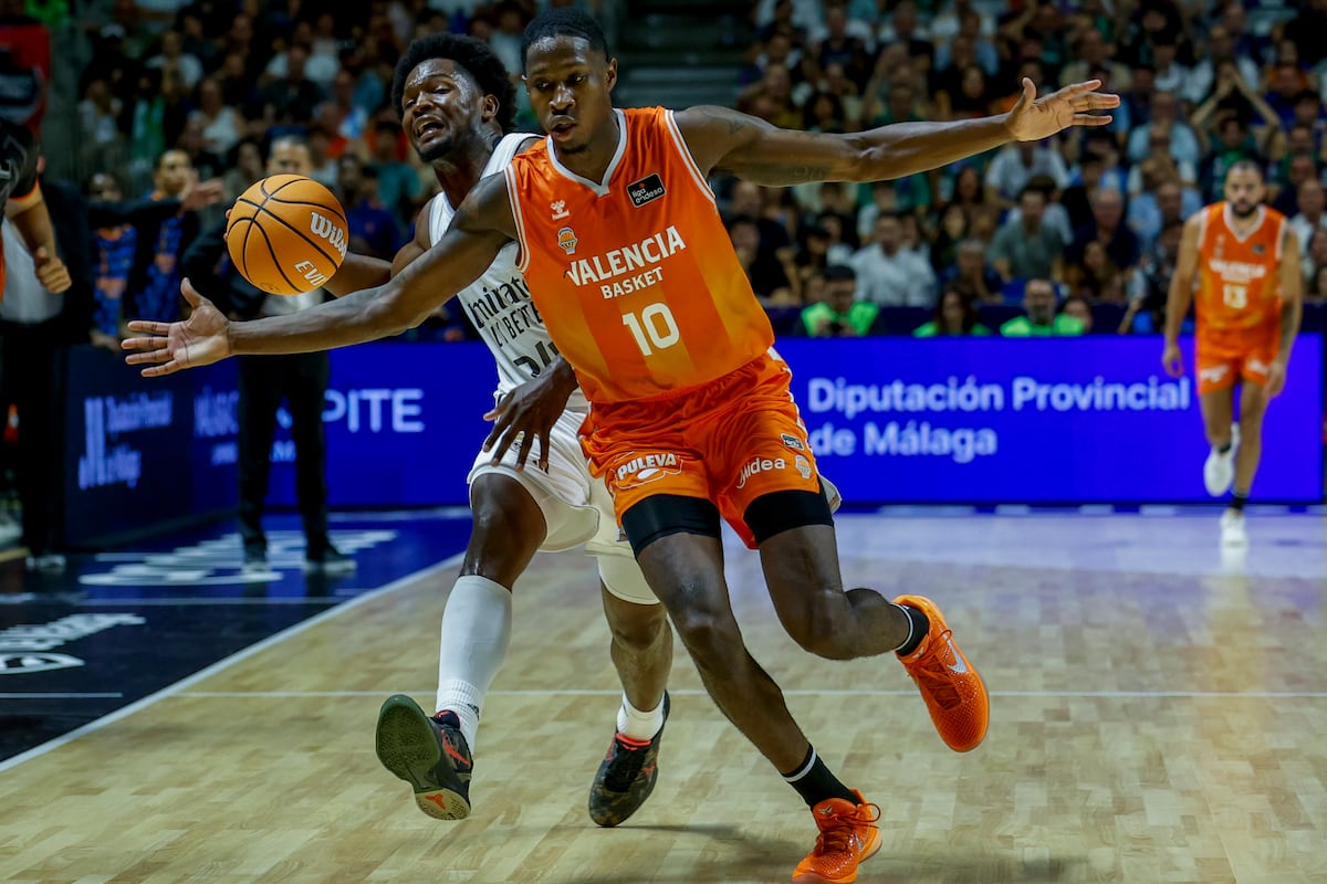 El Valencia sobrevive al físico ASVEL sostenido por Moore (77-80) | Baloncesto | Deportes