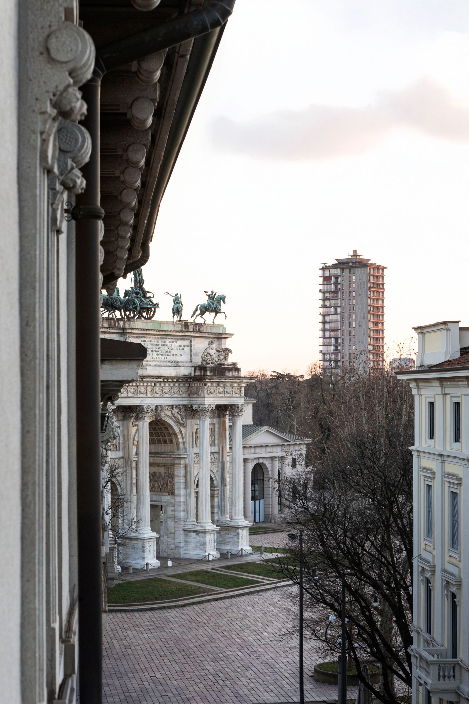Plaza Arco della Pace en Italia