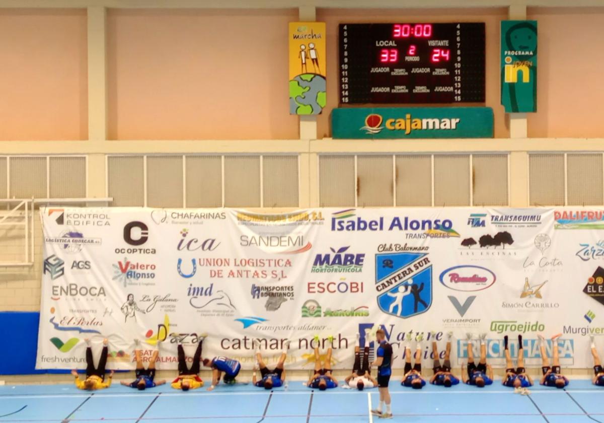 Contrastes para el balonmano almeriense