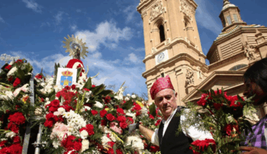 conciertos, programa de actividades por día, ofrenda de flores y horarios