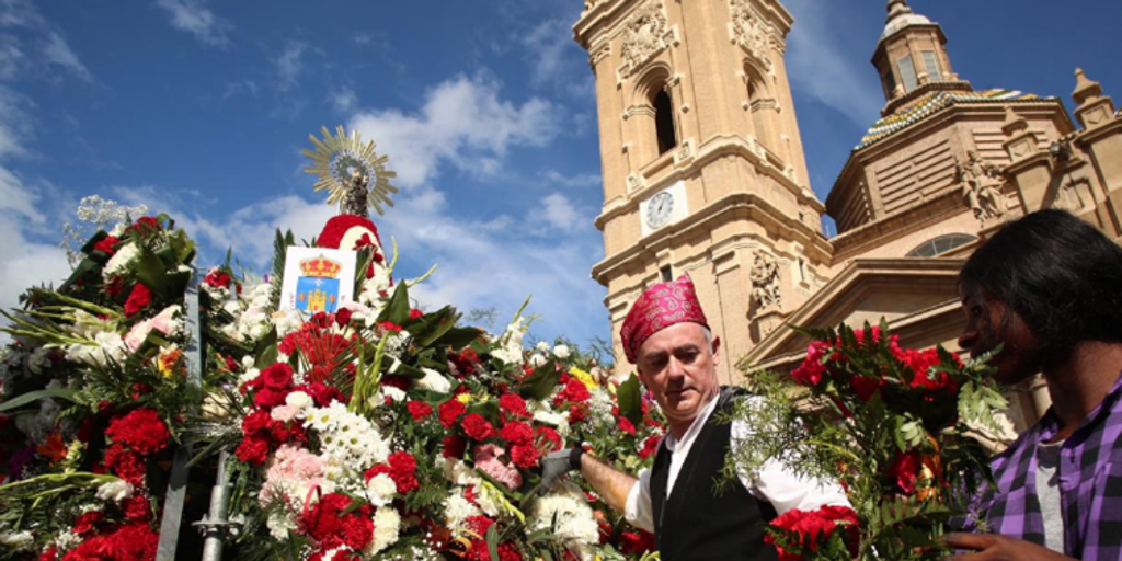 conciertos, programa de actividades por día, ofrenda de flores y horarios