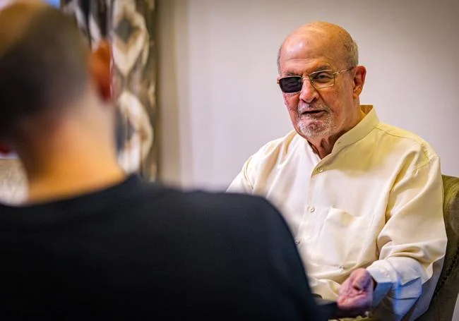 Rushdie, durante la entrevista.