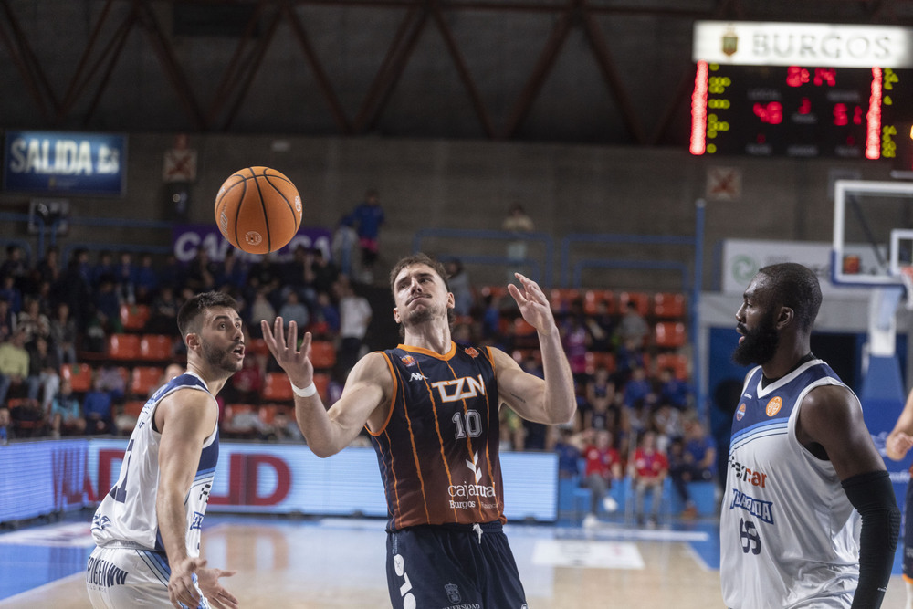 El Fuenlabrada, guiado por un brutal Vítor Benite, supera al Tizona (89-93)