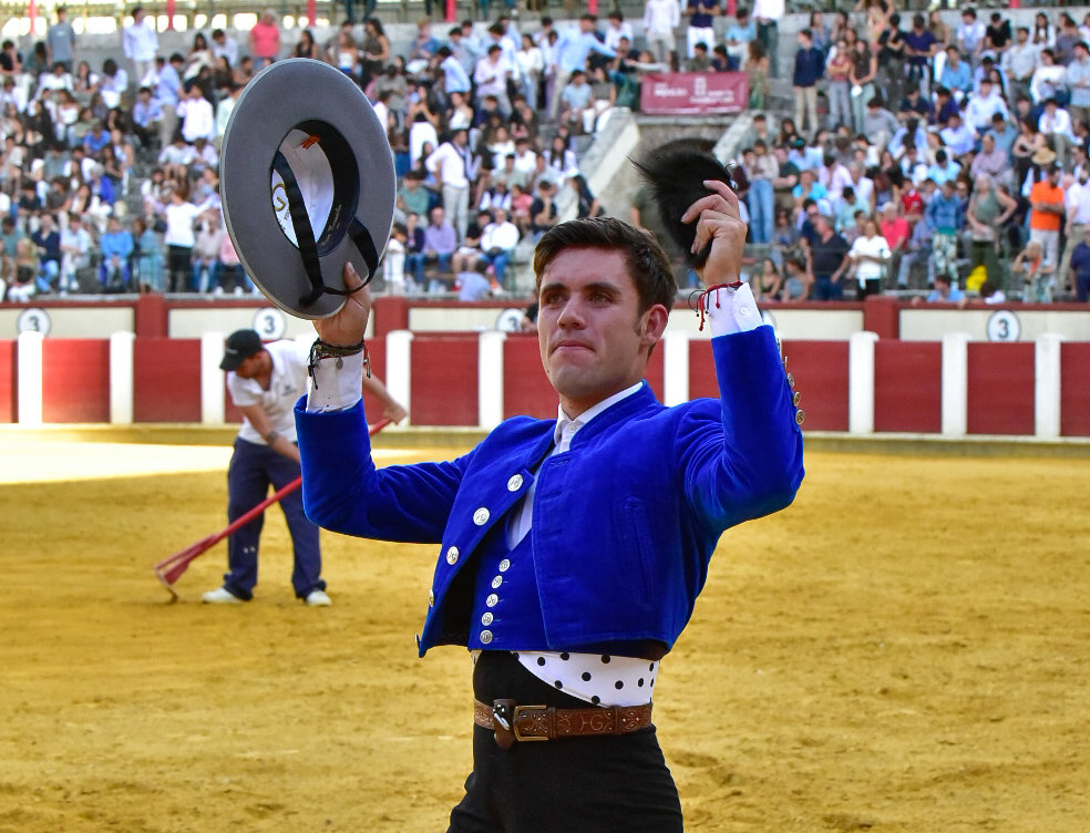 Guillermo Hermoso de Mendoza, una temporada mexicana de noviembre a mayo