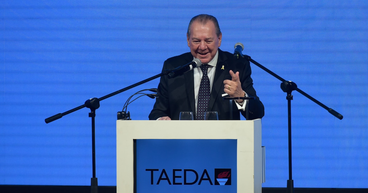 82 fotos: TAEDA celebró su 20° aniversario con la presentación del libro “Inteligencia artificial para el bien” y el reconocimiento a figuras destacadas