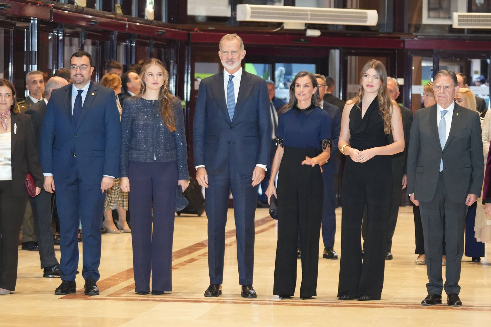 Los reyes y sus hijas en el Concierto de los Premios Princesa de Asturias