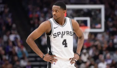 Duro golpe para los Spurs: una estrella podría perderse el inicio de la temporada por lesión image