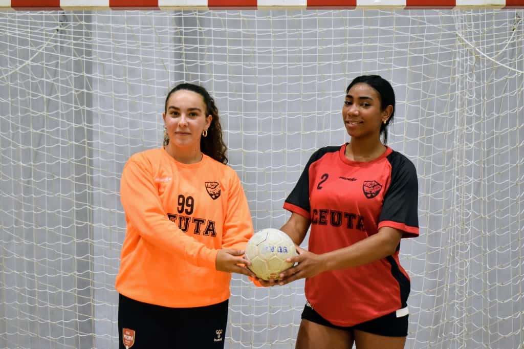 El Club Balonmano Ramón y Cajal refuerza su equipo sénior femenino con las incorporaciones de Elisabeth Adongo y Alba Sánchez